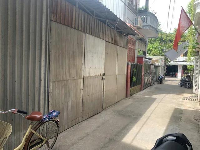 Bán đất Kiệt Oto Phùng Hưng 2 mặt tiền trước và sau, Giá chỉ 2,x Tỷ