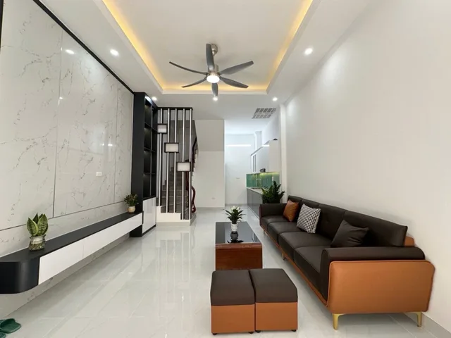 Bán nhà Giáp Nhị - Hoàng Mai – Giá 8.8 tỷ – DT 36m² x 6 tầng – MT 4m – nhà mới, gần phố, ánh sáng tự nhiên