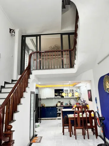 Bán nhà Bằng Liệt, Hoàng Mai – Giá 9.68 tỷ – DT 50m² x 5 tầng – MT 4m – Lô góc 2 mặt thoáng