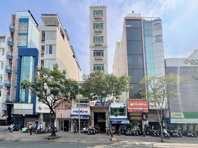 QUẬN 4 BÁN SIÊU PHẨM 9 TẦNG MẶT TIỀN HOÀNG DIỆU, P.XÓM CHIẾU- DT 4,4M * 23M- VỊ TRÍ KIM CƯƠNG NGAY BẾN NHÀ RỒNG- 0938676685 GIANG GIANG