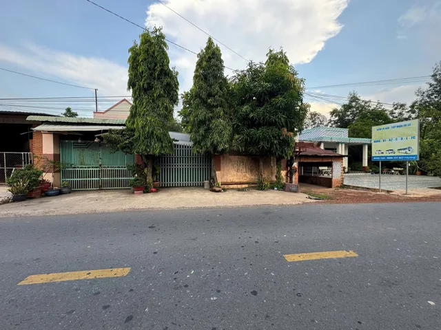 BÁN NHÀ NGHỈ TRẢNG BÀNG TÂY NINH 408m2 GIÁ RẺ BÈO