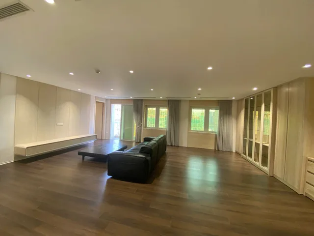 Chính chủ bán căn hộ cao cấp Ciputra view Tây Hồ, Hà Nội 3PN, DT 148m²