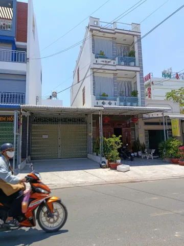 CHÍNH CHỦ cần bán căn nhà cấp 4 diện tích 100m2 Liên Hương, Bình Thuận