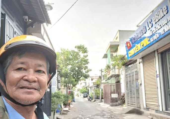 Hẻm xe tải thông, nhà Hương lộ 2 dt(64m2). Chỉ gần 5t