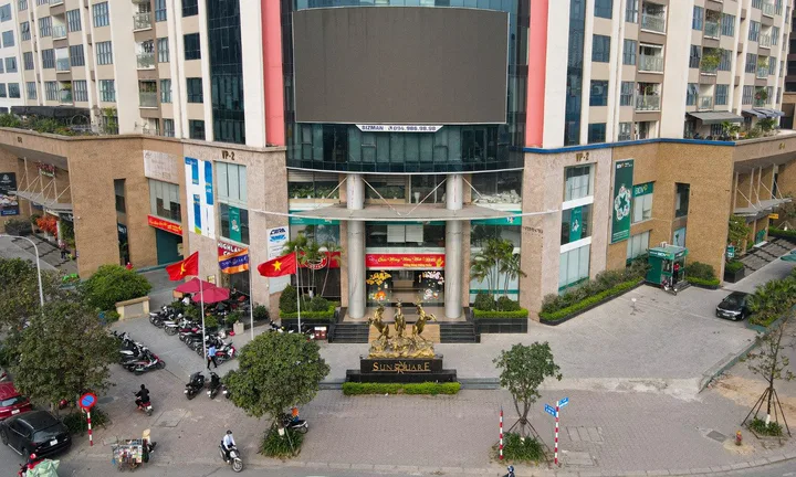 Cho thuê MB TM & VP đẹp và giá tốt khu Mỹ Đình tại tòa Sunsquare, DT gần 860m² có chia ô lẻ