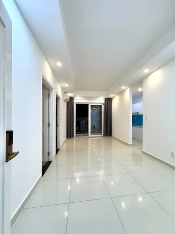 Chính chủ cho thuê căn hộ 2PN Florita Quận 7- Tầng 11, View sông - Mới sơn - Chỉ 13,5 triệu/tháng