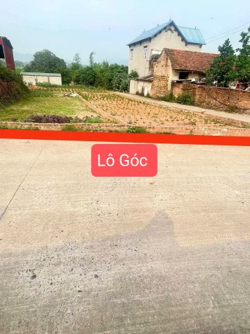 Lô góc 1 tỷ 9 mặt tiền gần 10m trục trính mặt đường