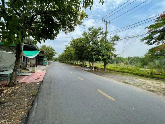 Chính chủ cần bán gấp đất Phú Hoà Đông 
Tân Thạnh Tây Củ..DT 4202m2 có 600m2 thổ cư