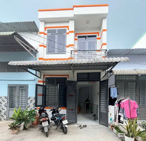 Nhà đẹp 2/ ngắn LIÊN ẤP 2-6 Vĩnh Lộc A.