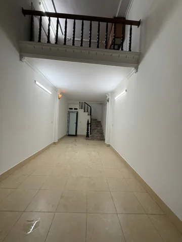 Cho Thuê Nhà Ngõ 36 Lương Đình Của 37M² 5 Tầng 3 Ngủ - Nội Thất CB - Giá Thuê 12,5tr