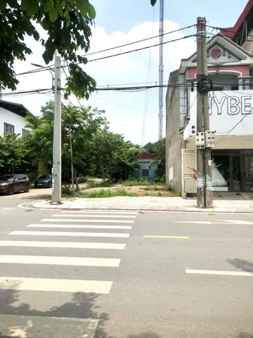 120 mét giá 2 tỷ 3 lô góc vỉa hè chủ giảm giá cần bán