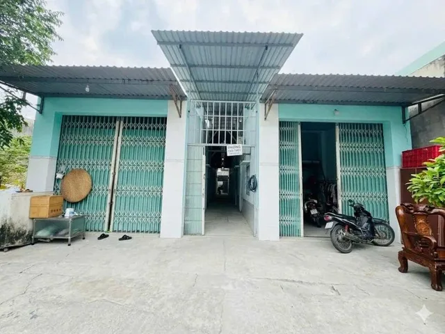 595 TRIỆU – DÃY TRỌ 300M², 2 KI-ỐT 8 PHÒNG, THU NHẬP 12 TRIỆU/THÁNG TẠI MINH THÀNH CHƠN THÀNH- SHR