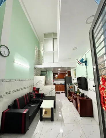 Bán Nhà 3 Tầng Gần Nguyễn Sơn – Chỉ 2.85 Tỷ  –  Gần Chợ, AEON Mall, Sổ Hồng Riêng, Vào Ở Ngay
