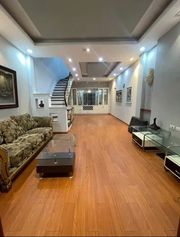 Cho Thuê Nhà Nguyễn Hoàng Tôn - Xuân La 50M² 5 Tầng 1 Tum/ 4 Ngủ kk - Full Đồ - Giá Thuê 14tr - Nhận Nhà Ngay