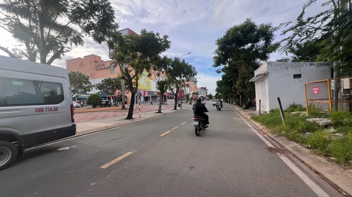 Bán 1 Cặp Đất Liền Kề (có bán lẻ) Trong Khu Lotte Mart Ngã Tư Cầu Ông Bố, Lái Thiêu