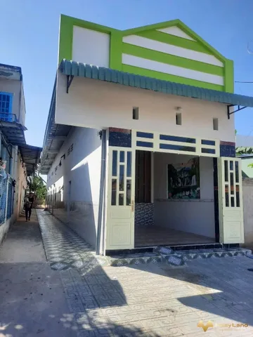 CHỦ THUA CÁ ĐỘ BÁN GẤP DÃY TRỌ GẦN KCN BECAMEX GIÁ CỰC KỲ ƯU ĐÃI - CHỈ 980 TRIỆU FULL THỔ CƯ, SỔ HỒNG RIÊNG, SỞ HỮU NGAY!!