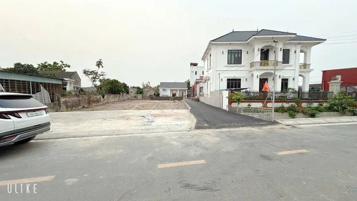 3KM82 🔥 LÔ GÓC ĐÔNG PHƯƠNG - NỞ HẬU - THÊM 30M² LƯU KHÔNG - CHỈ 2 TỶ 3XX 🔥