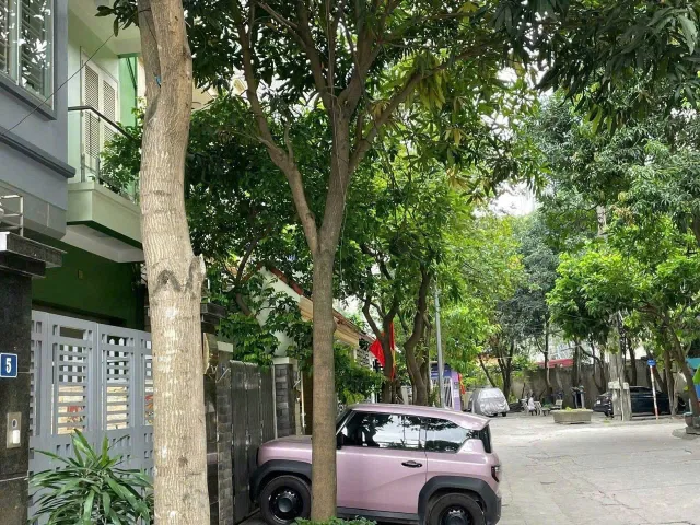 Cho thuê nhà ngõ 234 HOÀNG QUỐC VIỆT. 30 triệu/tháng. Cho thuê: Hộ gia đình, Công ty, Văn phòng