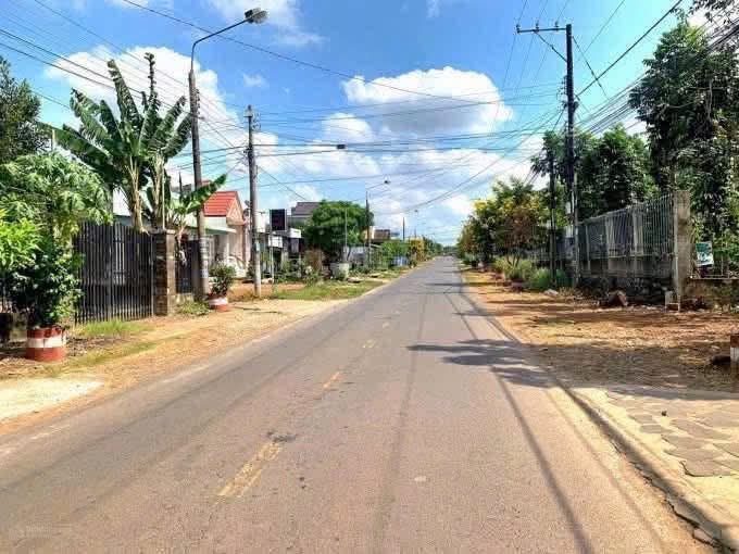 CHỦ NGỘP!! BÁN GẤP LÔ ĐẤT NỀN GẦN KCN MỸ PHƯỚC 3 GIÁ SIÊU RẺ, CHỈ 1 TỶ 2, SỔ HỒNG RIÊNG, FULL THỔ CƯ