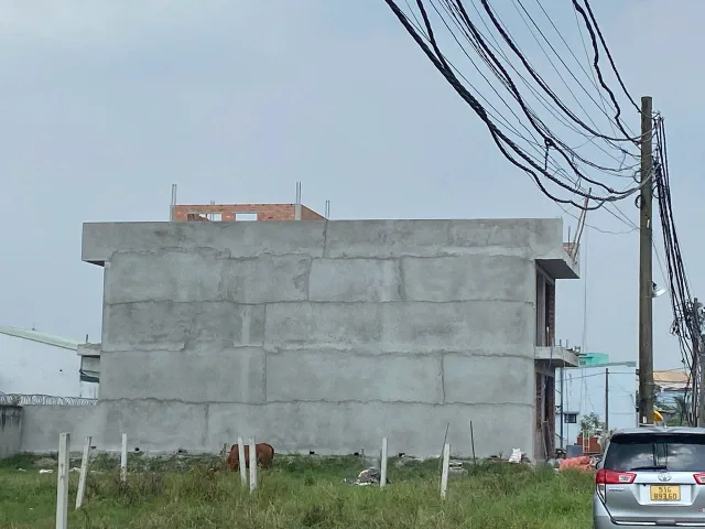 Nhà ở kết hợp sản xuất hẻm Đinh Đức Thiện Bình Chánh