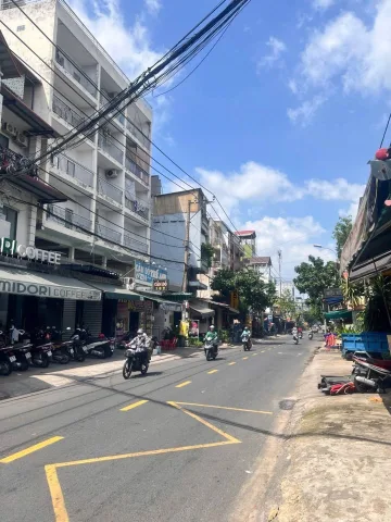 Bán Nhà riêng 150m2 có sẵn 150 m2 thổ cư giá 15.5 tỷ tại Đường Khuông Việt Phường Phú Trung Quận Tân Phú TP. Hồ Chí Minh