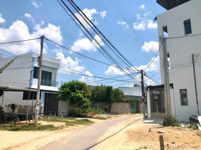 ĐẤT DIÊN AN ĐƯỜNG THÔNG TIN - NGANG 7M CỰC ĐẸP - GIÁ CHỈ 1TY689
