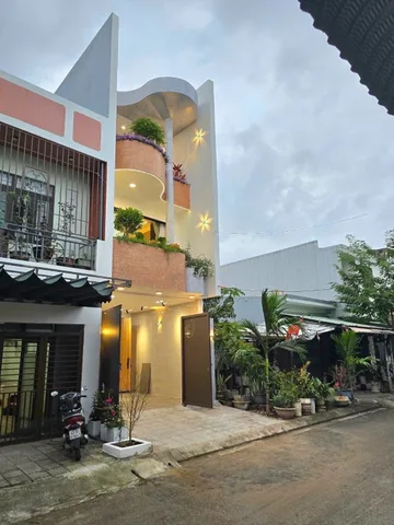 ❌ Bán Nhà mặt tiền Đường Lê Thiệt, Hoà Minh - Giá 8.95 tỷ thương lượng cho kh thiện chí