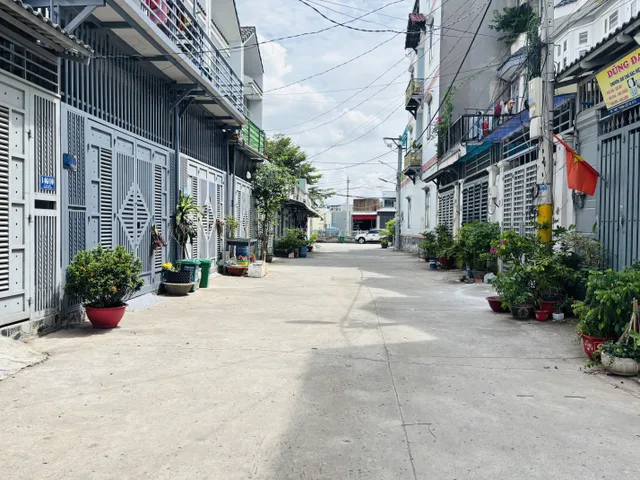 Bán Nhà riêng 56m2 có sẵn 56 m2 thổ cư giá 6 tỷ tại Đường Thạnh Lộc 28 - Chọn - Phường An Phú Đông TP. Hồ Chí Minh