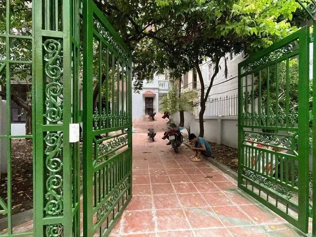 Cho thuê nhà ngõ 53 Quan Nhân, Thanh Xuân 160M x 3T( XD 90m) giá 22 triệu
