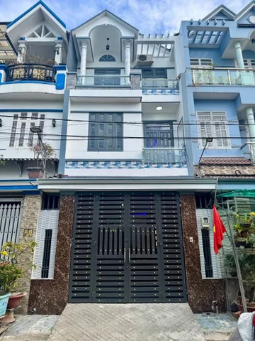 Chủ đang cần bán nhanh, ai xem trước thường chốt trước.     Đây là căn nhà đẹp nhất KDC Đại Hải trong tầm giá hôm nay…