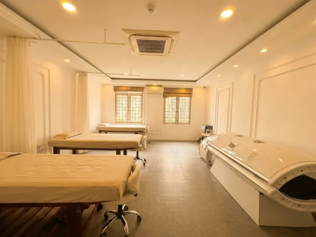 BÁN GẤP NHÀ MẶT PHỐ TÂY SƠN, ĐỐNG ĐA, DT 70m2 x 5T, 2 MẶT THOÁNG, VỈA HÈ RỘNG KD ĐỈNH, CHỈ 26.5 TỶ