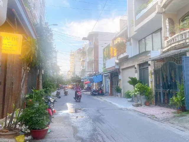 NHÀ 3 THÁNG 2 – GẦN LÊ ĐẠI HÀNH – 5 TẦNG – TRUNG TÂM – CHỈ 10.8 TỶ