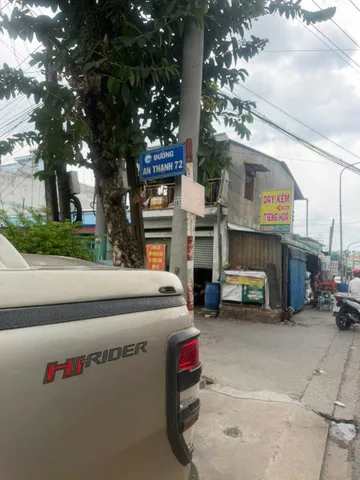 Bán Đất 1056m2 có sẵn 150 m2 thổ cư giá 10.56 tỷ tại Phường Hưng Định Thị xã Thuận An Bình Dương