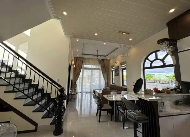 Giá bán hiện tại chỉ còn: 12,9 tỷ (Giảm sâu hơn 2 tỷ đồng – Mức giá hiếm có cho một căn villa hoàn thiện tại Phường 8).