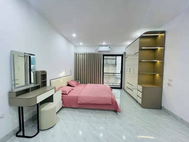 NHÀ VÕ THỊ SÁU SÁT HỒ Ở SƯỚNG – DIỆN TÍCH LỚN HIẾM GẶP – Ở RỘNG RÃI GIỮ TÀI SẢN LÂU DÀI