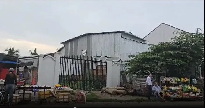 Bán Đất 407.4m2 có sẵn 200 m2 thổ cư giá 8 tỷ tại - Chọn - Phường 7 Thành phố Sóc Trăng Sóc Trăng