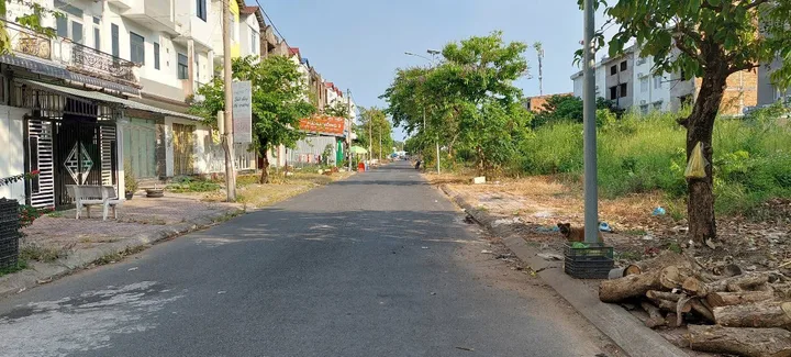 Bán Đất 95m2 có sẵn 95 m2 thổ cư giá 1.3 tỷ tại - Chọn - Xã Mỹ Hòa Thị xã Bình Minh Vĩnh Long