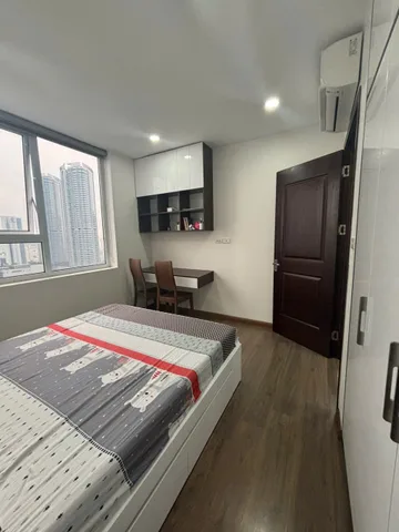 Bán Căn Góc Chung Cư A10 Nam Trung Yên 95m² | 3PN 2VS Tầng Trung, Ban Công View Hồ Sky Lake, Nội Thất Đẹp
