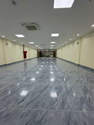 CHO THUÊ VĂN PHÒNG MẶT PHỐ ĐẠI LA/260m2/55tr