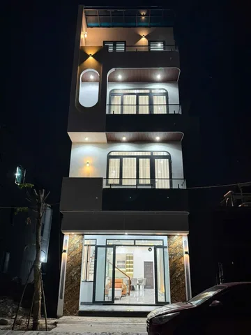 Bán Nhà riêng 65m2 có sẵn 65 m2 thổ cư giá 6.3 tỷ tại Phường Hà Lầm Thành phố Hạ Long Quảng Ninh