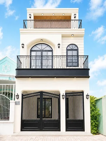 Bán Nhà riêng 95m2 có sẵn 95 m2 thổ cư giá 5.49 tỷ tại Đường Chu Văn An Xã Hoà Long Thành phố Bà Rịa Bà Rịa - Vũng Tàu