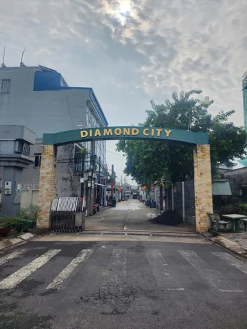 Bán Đất 100m2 có sẵn 100 m2 thổ cư giá 3.5 tỷ tại - Khu Diamond City - Phường Long Bình Tân Thành phố Biên Hòa Đồng Nai
