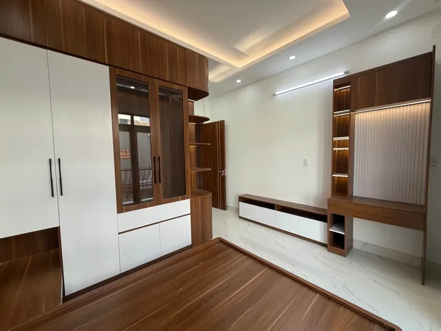 NHÀ ĐẸP 4 TẦNG - 60M2 - 4 X 15 - HẺM XE HƠI 6M 
 LIÊN KHU 5 -6 - BÌNH TÂN