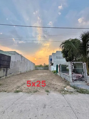 HÀNG VIP💥💥💥 lô đất 5x25 sổ hồng riêng thổ cư ngay Hương lộ 15 chỉ 1ty190