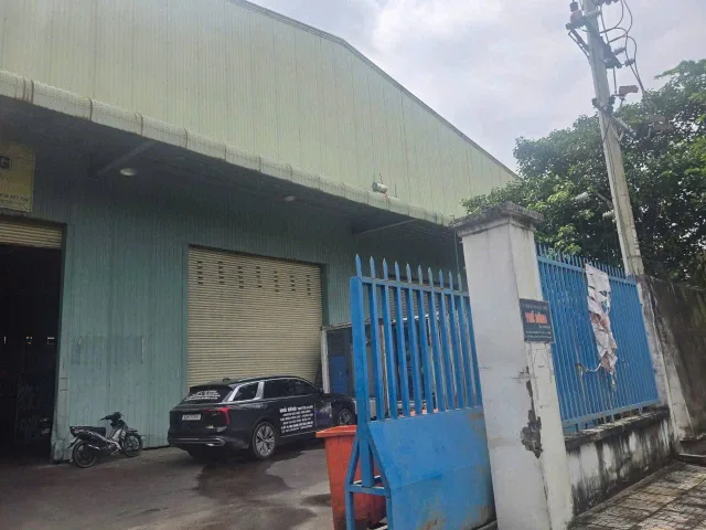 Cần bán nhà xưởng tổng diện tích 5000 m2 khu công nghiệp Tân Đô, Đức Hòa, (Long An), Tây Ninh