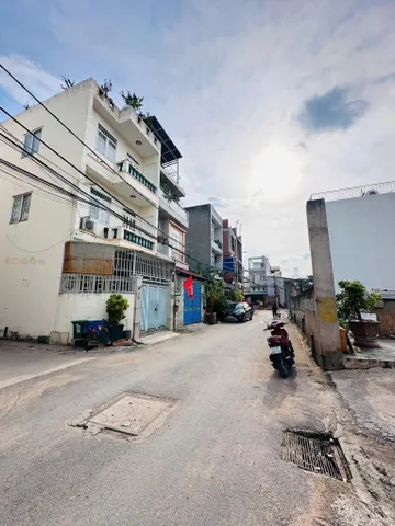 Bán Đất Hẻm xe hơi đường Đỗ Xuân Hợp,Phước Long A,gần trường Cao Đẳng Công Thương.