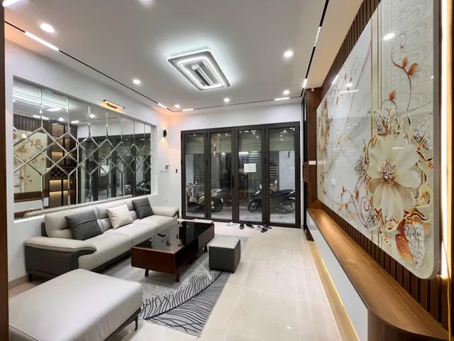 🏡 Trần Đại Nghĩa, Hai Bà Trưng | DT 30m² | MT 4m | 5 Tầng | 3PN | 4WC | Full Nội Thất Cao Cấp | Cách Phố 50m | Sổ Đỏ Chính Chủ | Chỉ 8.9 Tỷ