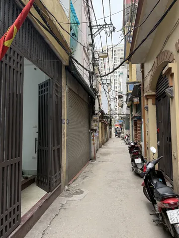 Bán Đất 30m2 có sẵn 30 m2 thổ cư giá 7.5 tỷ tại Đường Nguyễn Tam Trinh Phường Yên Sở Phường Ngọc Hà Hà Nội