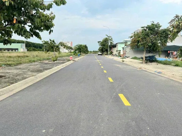 Bán Đất 438.4m2 có sẵn 100 m2 thổ cư giá 1.05 tỷ tại - Chọn - - Chọn - Xã Bắc Tân Uyên TP. Hồ Chí Minh