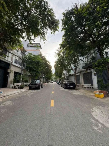 SIÊU PHẨM MẶT TIỀN VIP KHU HỌ LÊ - TÂN PHÚ - 4 TẦNG LỆCH TẦNG HIỆN ĐẠI - NỞ HẬU TÀI LỘC -